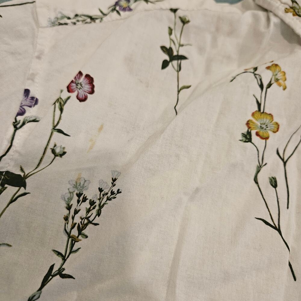 H&M Floral Button Up Shirt Men’s Medium White Short Sleeve Regular Fit *flaw* - Picture 2 of 9